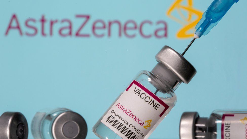 Riscul de tromboză rară după vaccinul AstraZeneca, confirmat de Agenţia Medicamentului din Franţa - vaccin2-1616850773.jpg