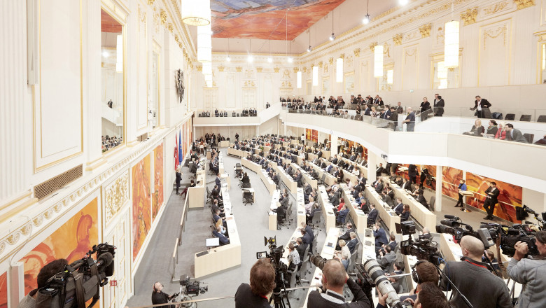 Legea vaccinării obligatorii împotriva COVID, la vot în Parlamentul Austriei - vaccinareaustria-1642705952.jpg