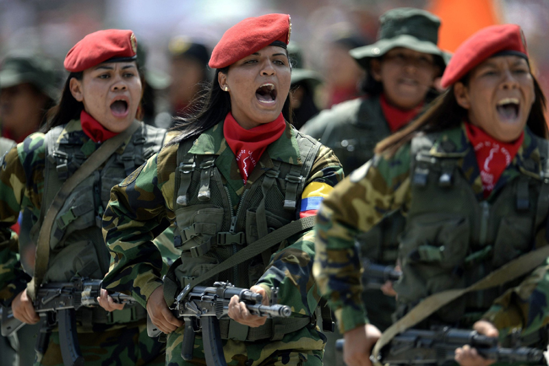 Venezuela răspunde militar  la amenințările SUA - venezuela-1503830579.jpg
