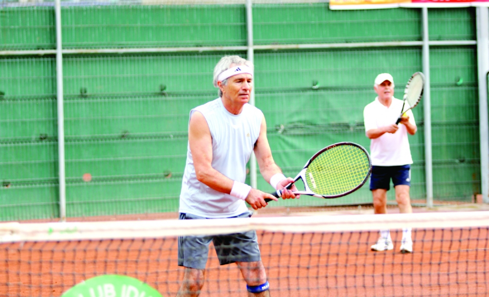 Veteranii tenisului au început probele de dublu, la TC Idu Mamaia - veteranii1-1408558447.jpg