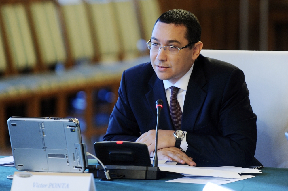 Ponta îi va trimite luni dimineață lui Băsescu propunerea de ministru la Transporturi - victorponta1-1377235819.jpg