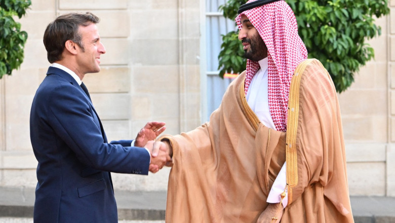 Vizita lui Mohammed bin Salman în Franța provoacă proteste - vizitaproteste-1659095821.jpg