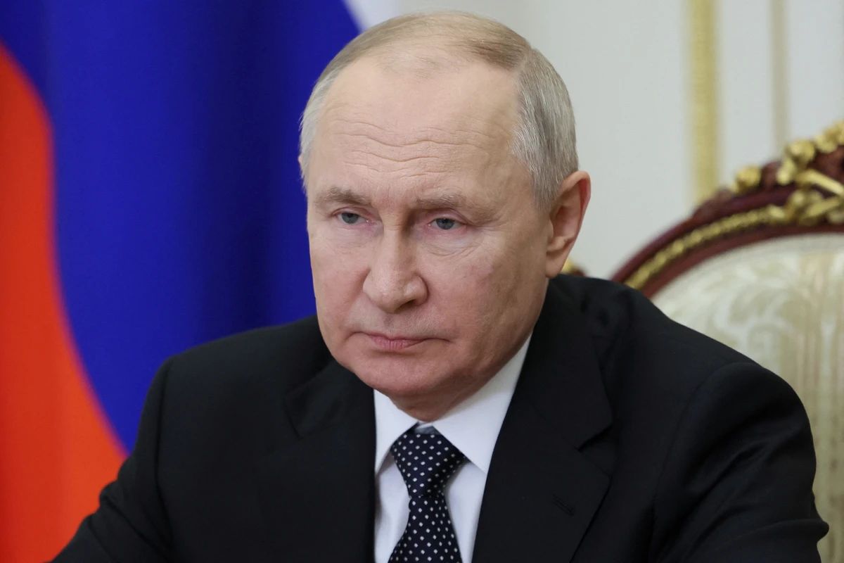 Vladimir Putin ar fi suferit un stop cardiac la Moscova? - vladimir-1698082933.jpg