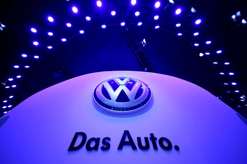 Volkswagen își modifică sigla! - volkswagen-1523966294.jpg