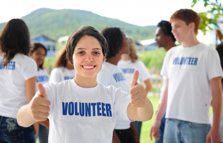 Voluntarii anului, premiați la Constanța - voluntariianului-1386008440.jpg