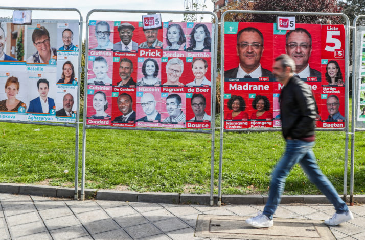 Niciun român din cei circa 50 de candidați nu a fost ales consilier la alegerile locale din Belgia - vot-1539615198.jpg