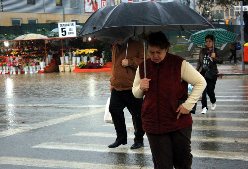 De astăzi, frig și ploi, la Constanța - vreme-1448203667.jpg