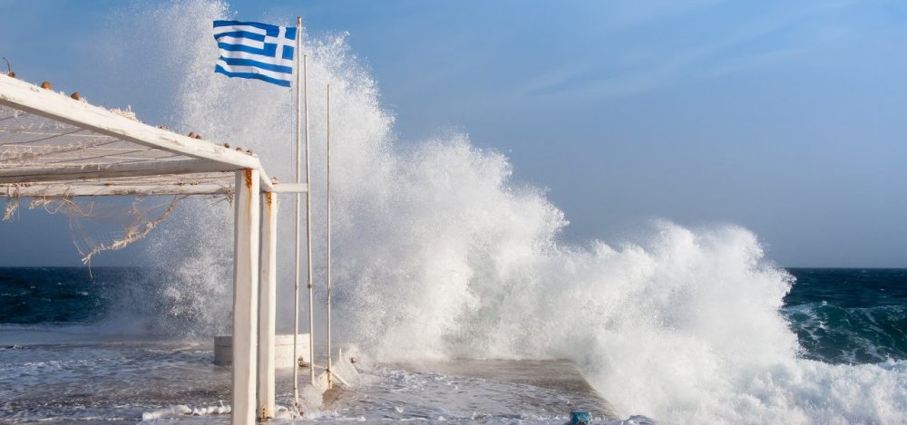 Grecia: Cod roșu de vreme rea și restricții pe mai multe drumuri naționale - vreme-1538282810.jpg
