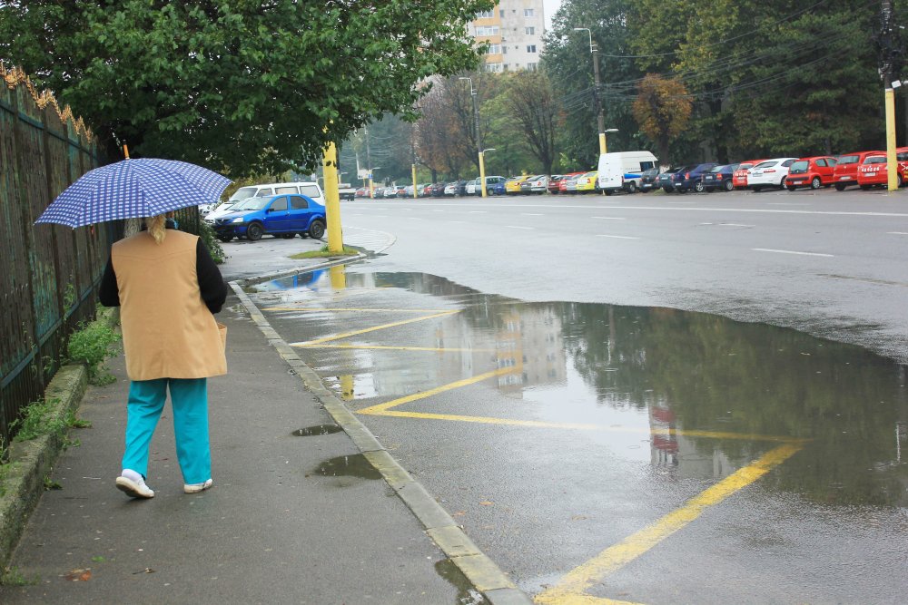 Vreme închisă şi ploioasă, săptămâna aceasta, în toată zona Dobrogei - vreme-1633876648.jpg