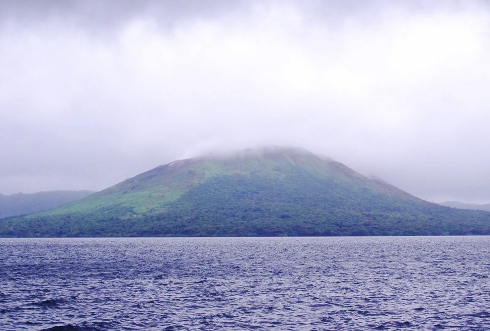 Vulcanul submarin din Vanuatu, East Epi, a intrat în erupţie - vulcanvanuatu-1675269900.jpg