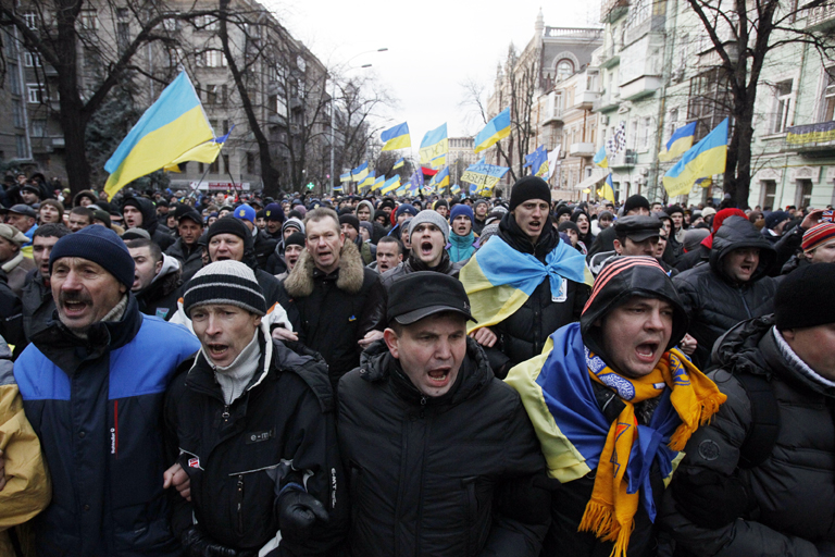 Washingtonul îndeamnă Moscova  să acționeze pentru pace în Ucraina - washington-1386695902.jpg