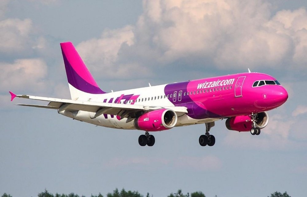 Vești bune de la Wizz Air, pentru clienţii Blue Air afectaţi de zborurile recent anulate - wizzair-1664604104.jpg