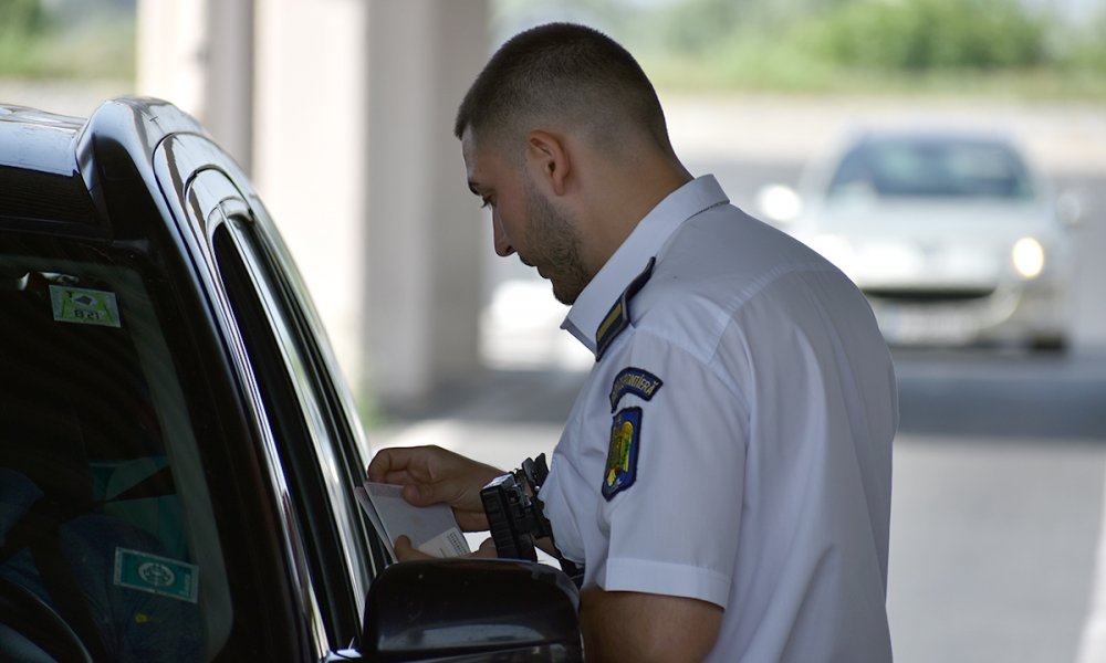 BEAT LA FRONTIERĂ, în Vama Veche. Un șofer s-a ales cu dosar penal! - x-beat-la-volan-1687248339.jpg