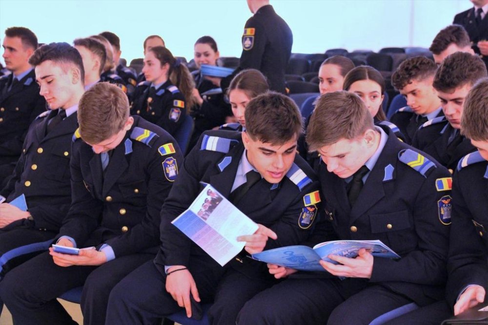 Forțele Navale Române promovează cariera militară în județul Neamț - x-fortele-navale-1678466864.jpg