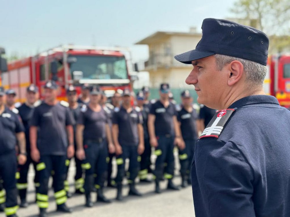 Alți 40 de pompieri români au plecat în Grecia, pentru a ajuta la stingerea incendiilor - x-grecia-alti-pompieri-pleaca-1690442203.jpg