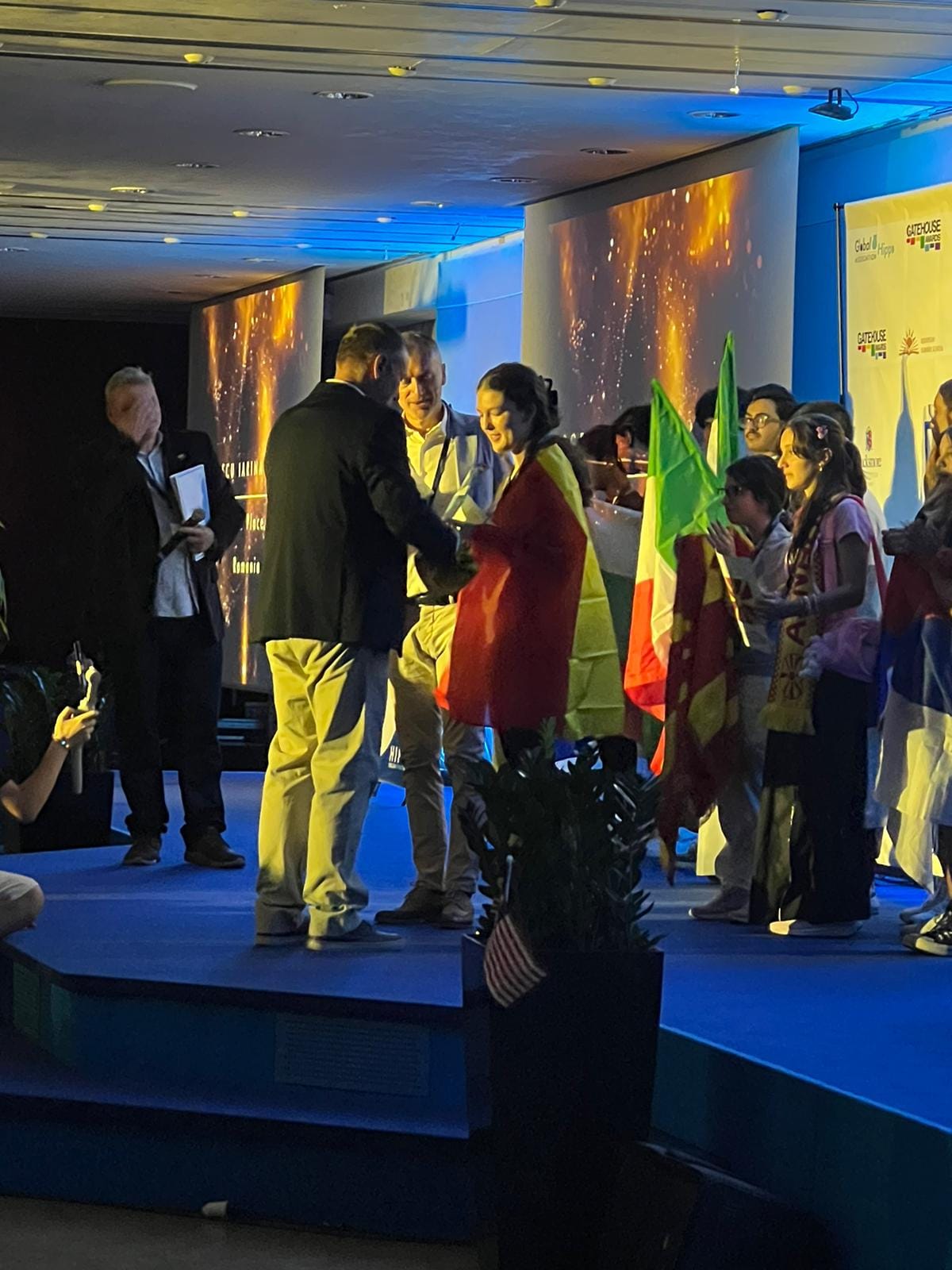 Remarcabil succes al mircistei Iarina Georgescu, la Olimpiada Internaţională de Limbă engleză “Hippo”, 2023 - x-premiu-cnmb-1696603694.jpg