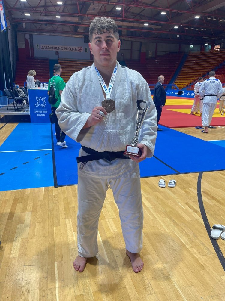 Prima medalie pentru judo-ul universitar românesc câștigată la un Campionat European Universitar - x-prima-medalie-1690206442.jpg