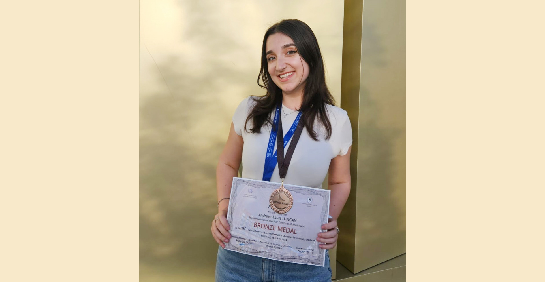 O studentă de la Universitatea „Ovidius”, medaliată la o competiție internațională de matematică - x-studenta-1713268416.jpeg