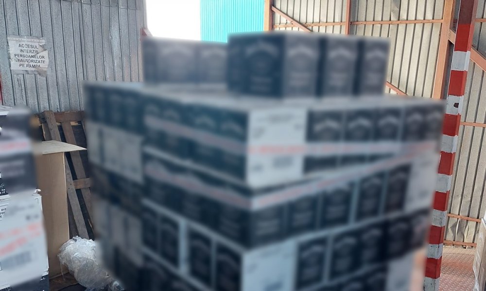 Sute de sticle cu alcool, confiscate în portul Constanța - xalcoolgarda2-1662461734.jfif