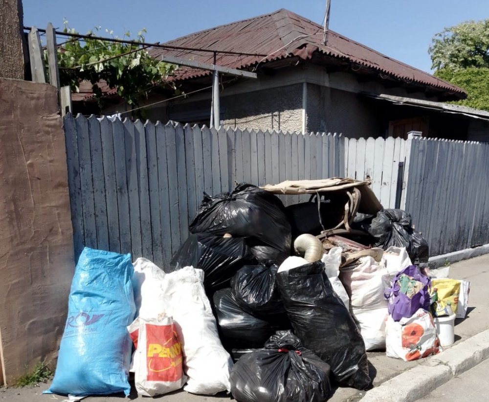 Amenzi pe bandă rulantă! Constănţenii, sancţionaţi pentru depozitarea deșeurilor la întâmplare - xamenzipebanda-1654684463.jpg