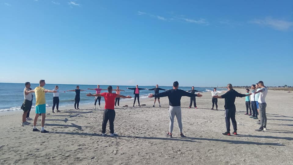 Antrenamente pe plaja Corbu pentru militarii de la Poligonul Capu Midia - xantrenamentenisip2-1663149820.jpg