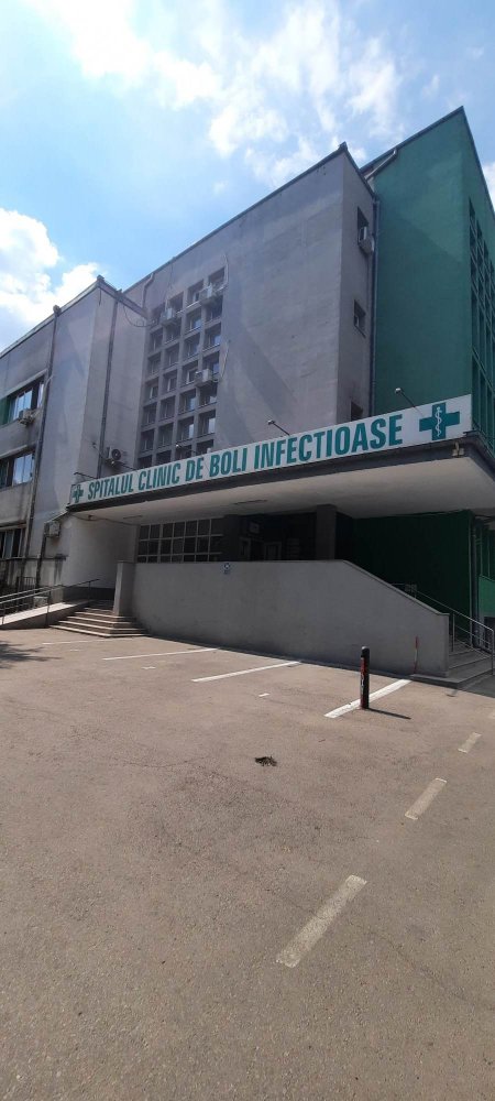 Centrul de vaccinare anti-Covid din cadrul Spitalului de Boli Infecțioase a devenit funcțional - xcentrudevaccinarejpg2-1671116165.jpg