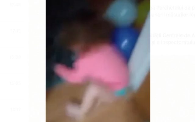 MAMA care și-a bătut CRUNT fetița de 2 ani, REȚINUTĂ de Poliție! - xmamafetitabatuta-1641714679.jpg
