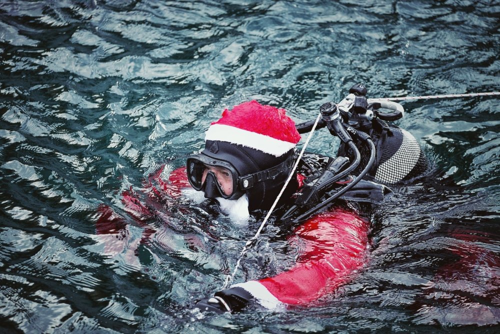 Tradiție în Constanța: „Moș Crăciun Scafandru” își va face apariția din Marea Neagră - xmoscraciunscafandru-1671524071.jpg