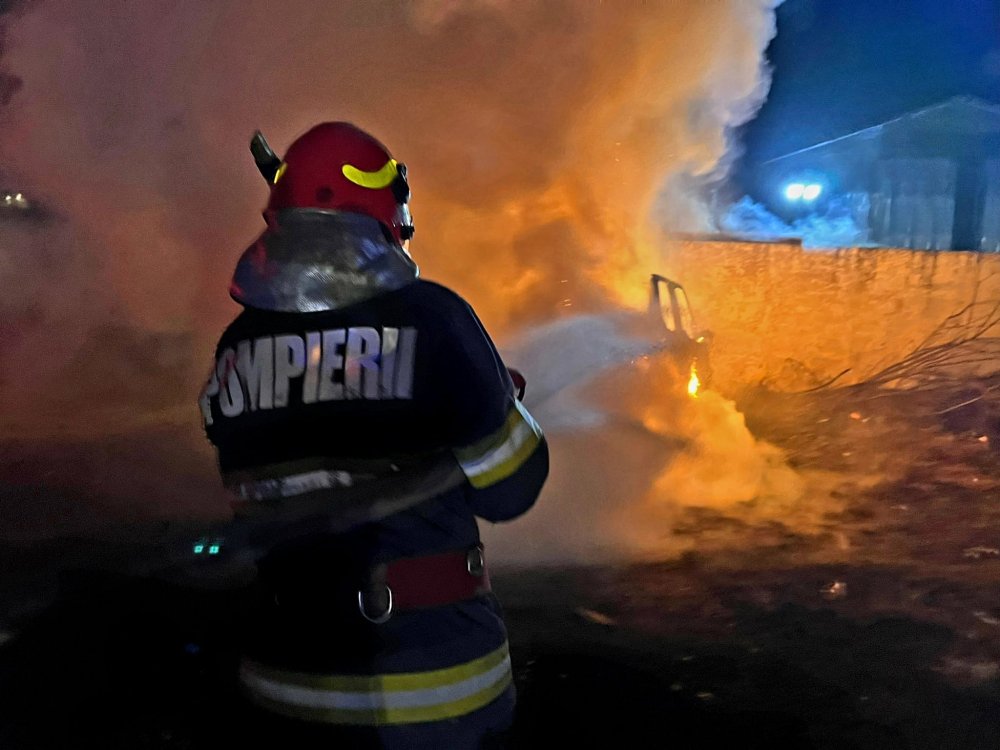 WEEKEND DE FOC pentru pompierii din Constanța: accidente soldate cu morți și incendii! - xpompieriinterventiisfsap-1673261569.jfif