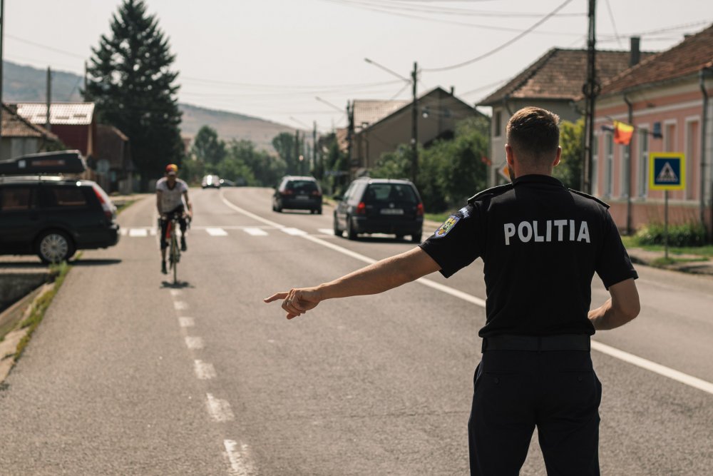 Poliția Română anunță: 1.828 de posturi scoase la concurs, din sursă externă - xposturi-1632481441.jpg