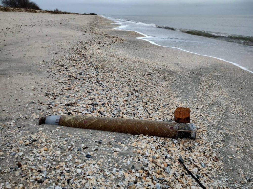 UPDATE. CONSTANŢA. Parte a unei RACHETE, găsită pe plajă, la Periboina. IMAGINI VIDEO! - xrachetaguraportitei-1673855103.jfif