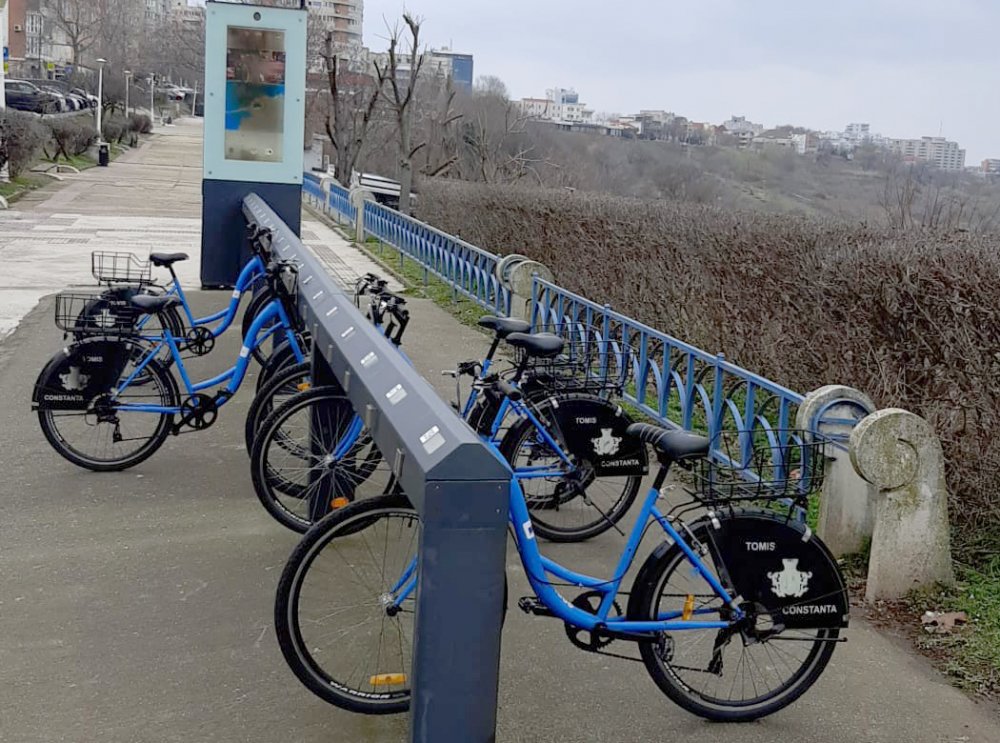 Sistemul de bike sharing, din Constanţa, din nou funcțional. Cum vă puteţi plimba gratuit, cu bicicleta - xsistemuldebikesharing-1646309476.jpg