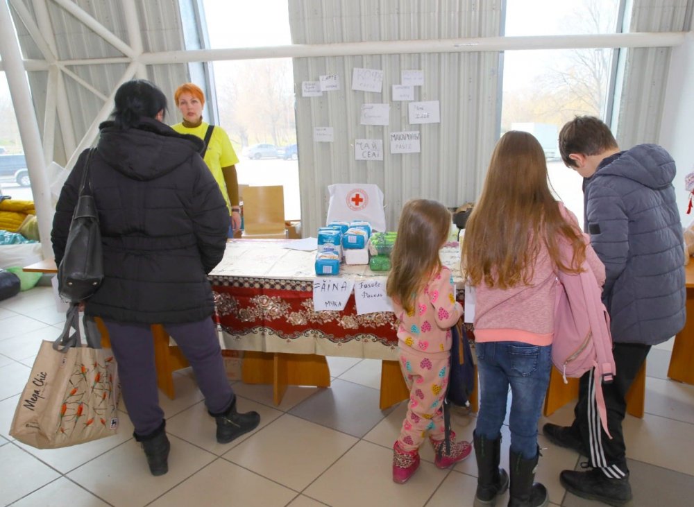Sprijin pentru refugiaţii ucraineni. Este nevoie mare de alimente, produse de igienă şi produse pentru copii - xsprijin-1647872715.jpg