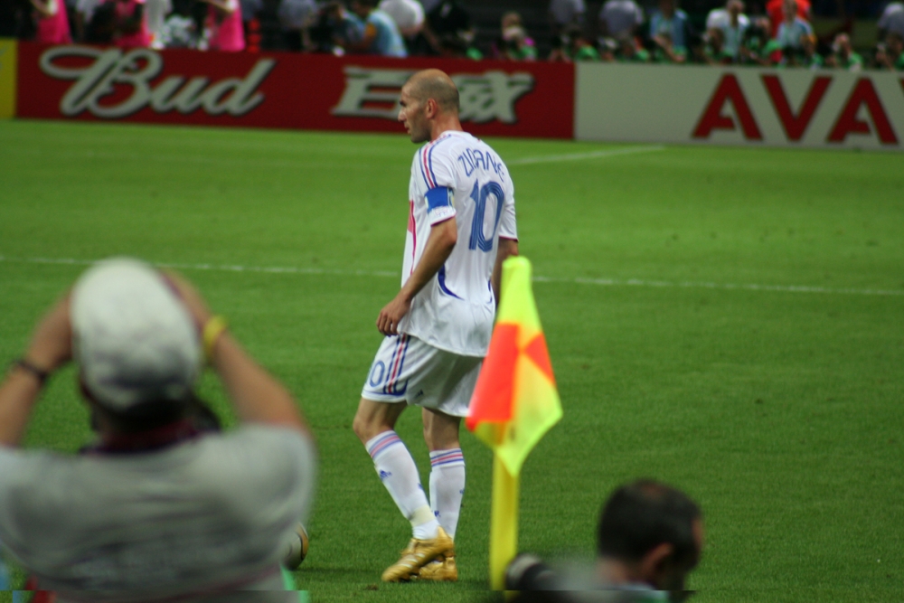 Zidane va antrena o echipă de juniori de la Real Madrid - zinedinezidane-1361019367.jpg