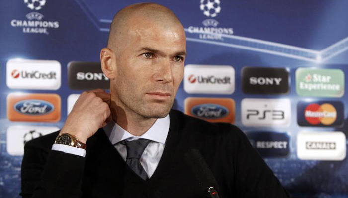 Zidane va încasa 2,5 milioane euro pe sezon la Real Madrid - zinedinezidane-1452084211.jpg