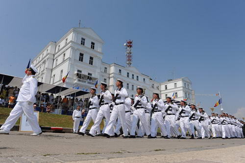 Circa 10.000 de turiști, așteptați la manifestările organizate de Ziua Marinei Române - ziuamarinei2-1312984419.jpg